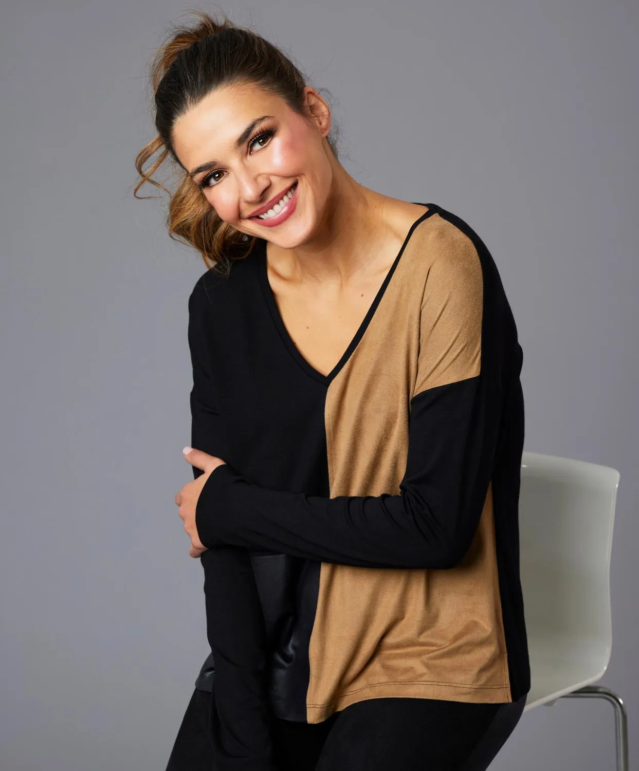 Angel Apparel - Two Tone V-Neck Top